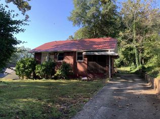 617 Bradford St NW, Gainesville, GA 30501