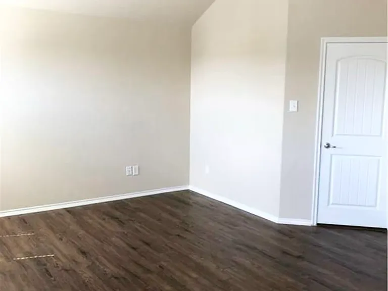 5413 Beacon Ln — Photo 15