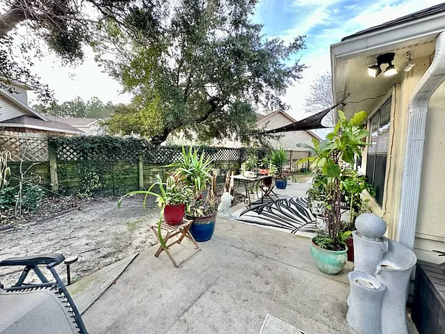 2012 Mistral Ln E — Photo 22