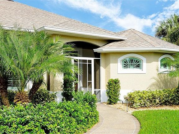 3rd image of 236 Broadmoor Ln
