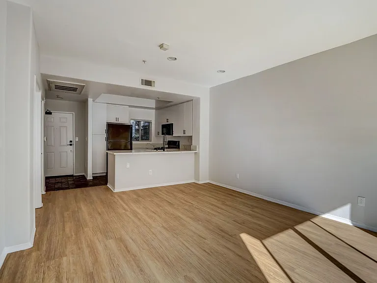 2820 Sawtelle Blvd — Photo 28