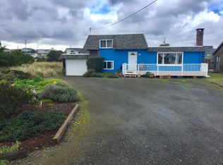 1214 NW Parker Ave, Waldport, OR 97394