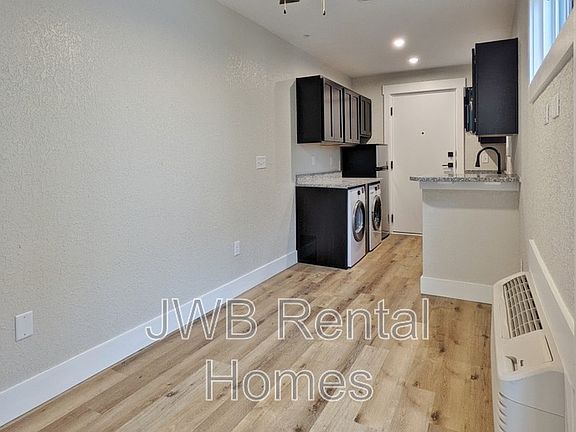 4th image of 412 E Ashley St Unit 205