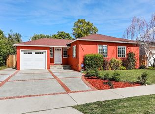 17951 Tiara St, Encino, CA 91316