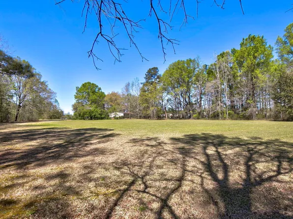 1749 Martin Luther King Blvd, Hopkins, SC 29061