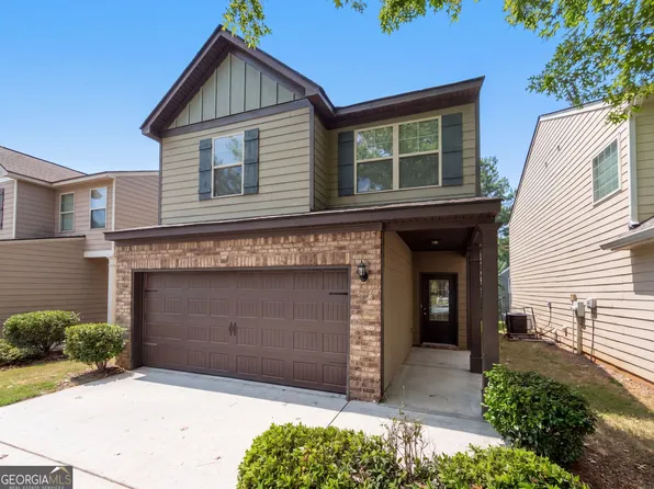 4473 Ravenwood Dr, Union City, GA 30291