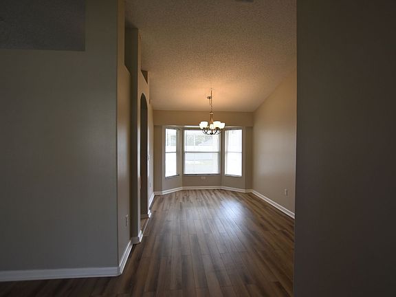3rd image of 2961 Settlers Trl