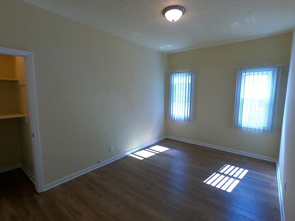 2nd image of 140 Carr Dr #7