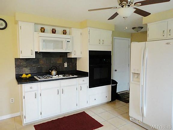 4th image of 6434 Willow Dr