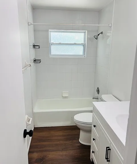 3974 Murdock Ave #3974 — Photo 6