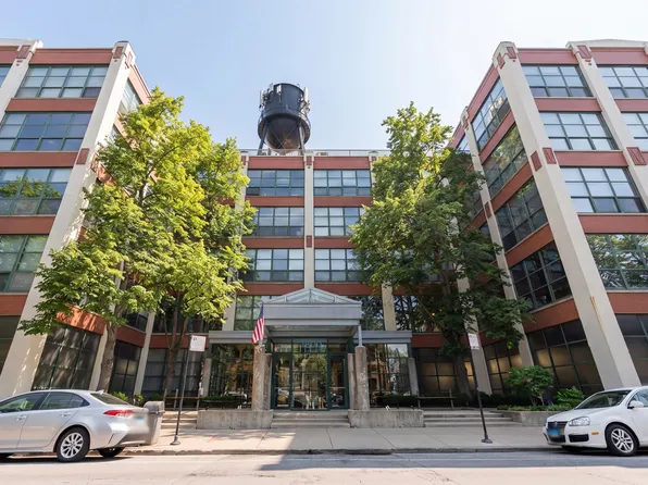 1800 W Roscoe St APT 316, Chicago, IL 60657