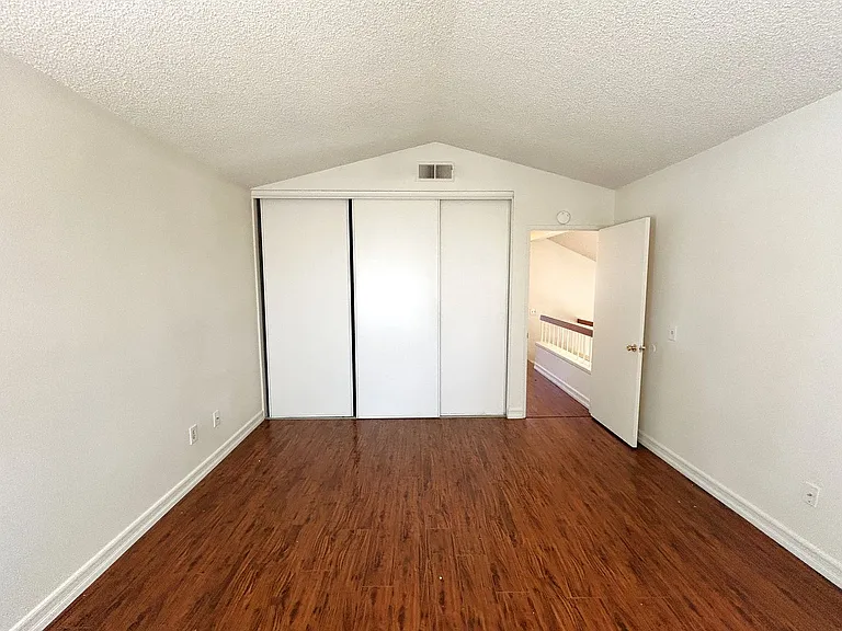 3214 Canary Ct — Photo 24