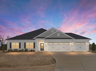 145 N Hawks Ridge Ln, Smithfield, NC 27577