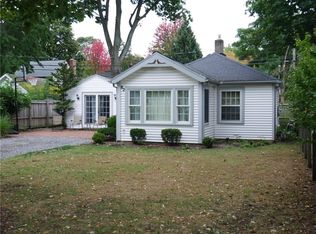 82 Estall Rd, Rochester, NY 14616
