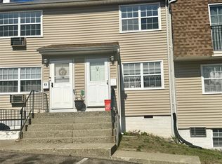 5 Forge Gate Dr APT C2, Cold Spring, NY 10516