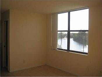 3rd image of 1915 Lavers Cir APT E408