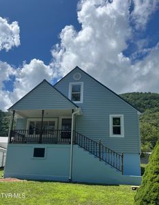 9 2nd Ave E, Big Stone Gap, VA, 24219