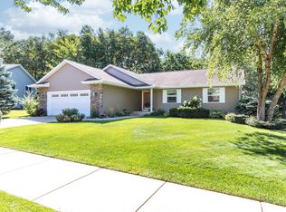 1120 Streblow St, Onalaska, WI 54650