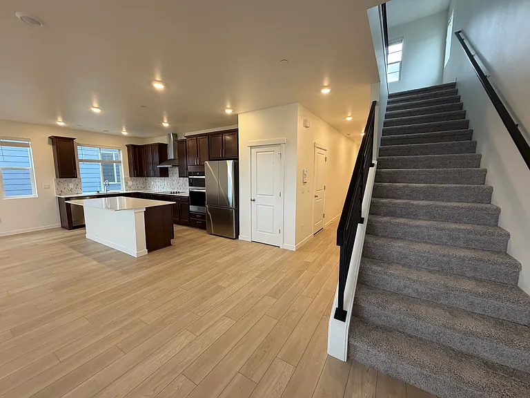609 103rd Ct SE — Photo 17