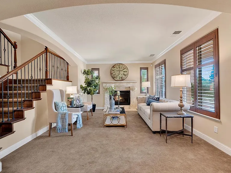 109 Palomares Ct — Photo 35