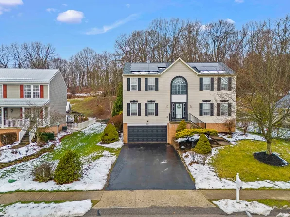 207 Butternut Dr, Mc Donald, PA 15057