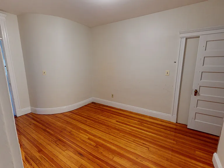1904 Beacon St #1 — Photo 17