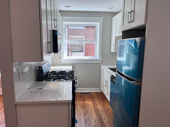 New kitchen. All new appliances, gas range, built-in microwave, dishwasher. Undermount lighting.