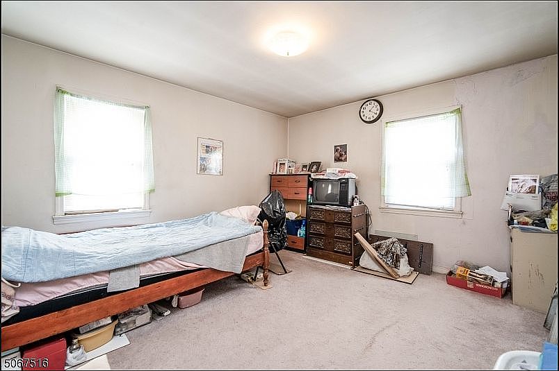 2nd image of 244 N 16th St