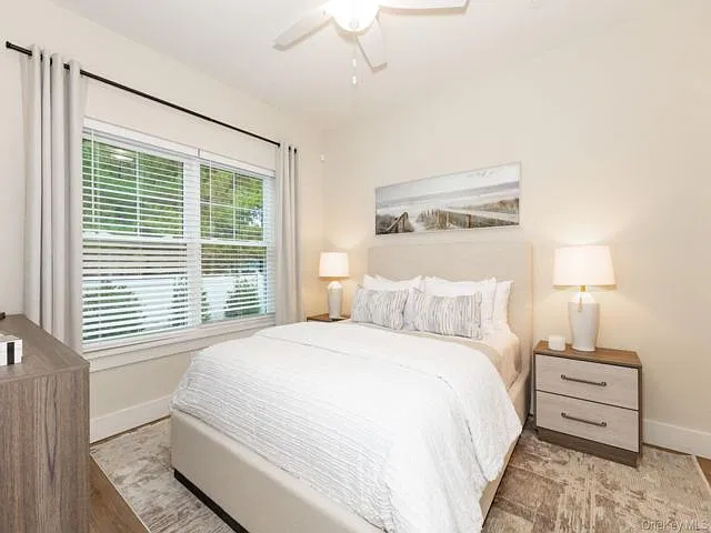 111 Romar Ct W