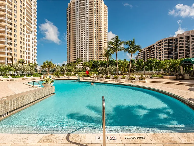 888 Brickell Key Dr #211 — Photo 26