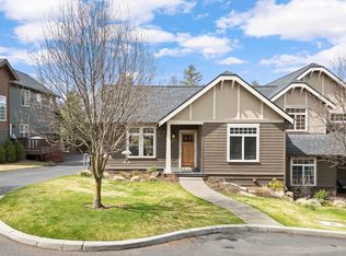 19322 SW Laurelhurst Way, Bend, OR 97702