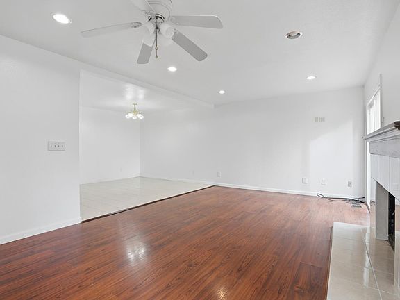 5th image of 161 Edgewater Pl