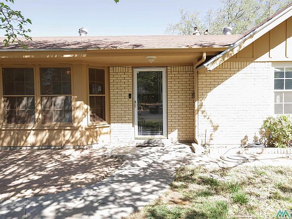 4th image of 3005 Bandolina Ave