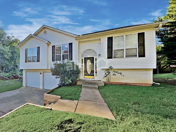 5088 Memory Ln, Flowery Branch, GA 30542