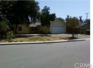 260 Versailles Pl, Riverside, CA 92501
