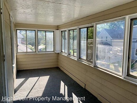 5th image of 2918 Roanoke Ave #2918