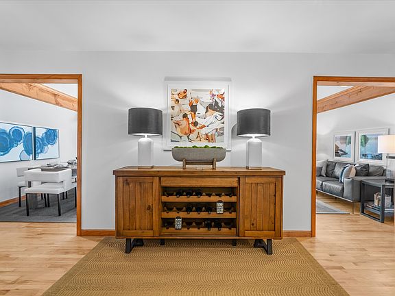 21st image of 340 Parsons Shrs