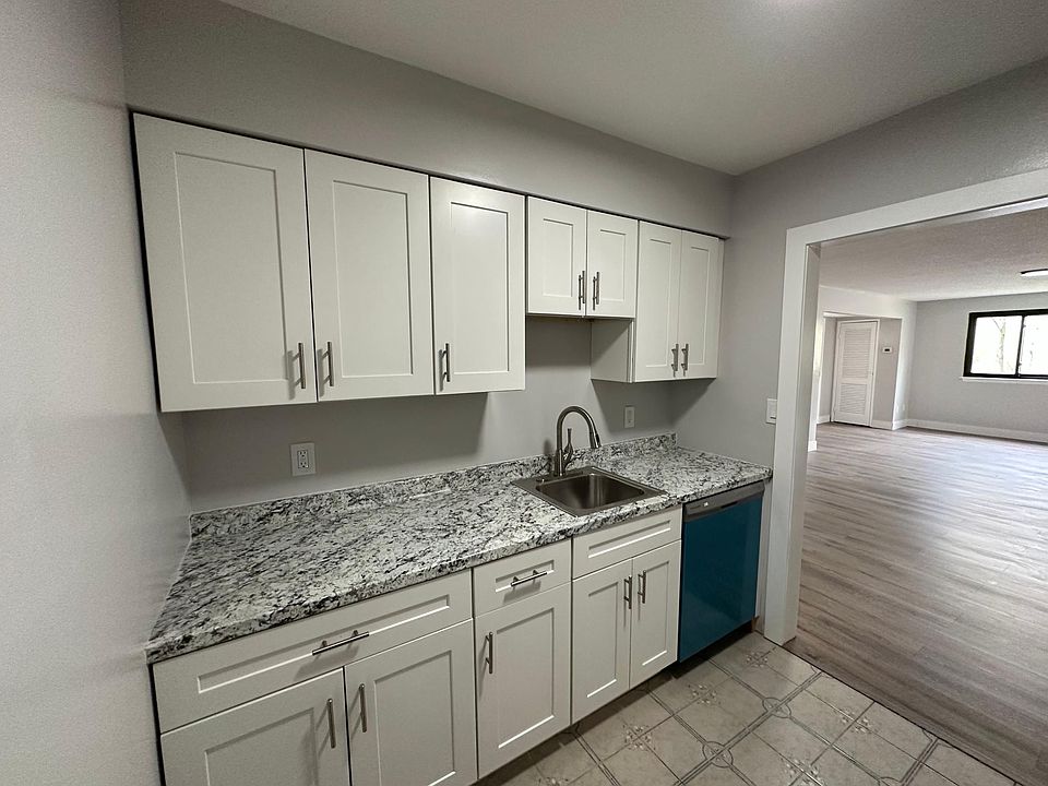 1st image of 1601 Baldwin Ln