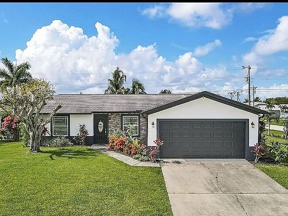 2nd image of 130 SE 18th Ter
