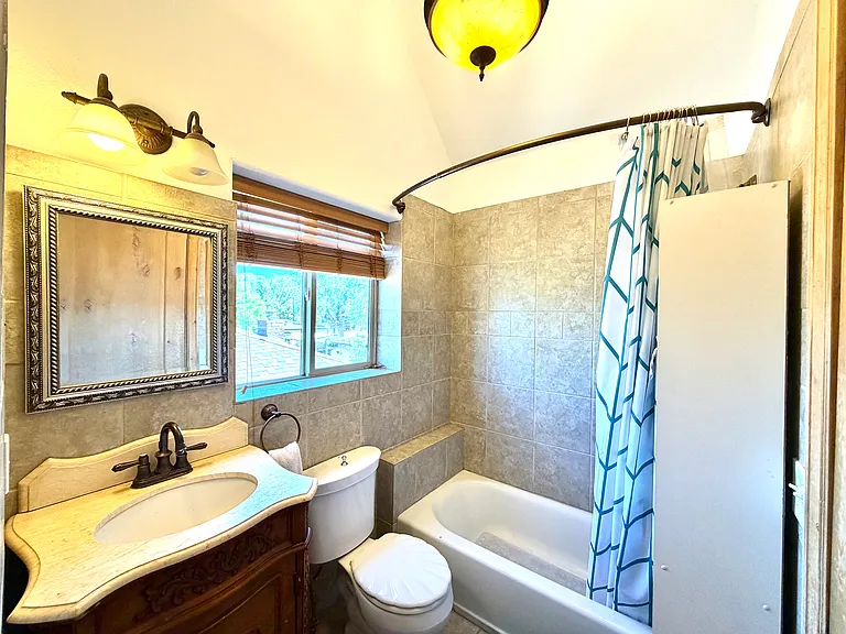 2544 N Emerson St #A — Photo 29