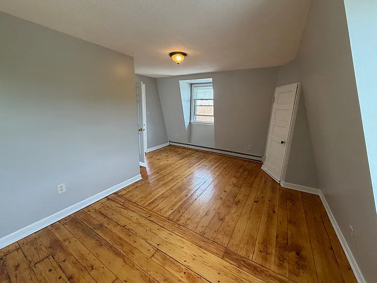 682 Beech St #5 — Photo 9