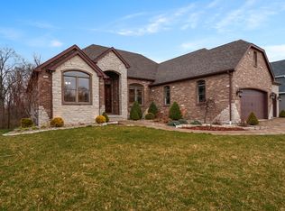 405 W Ashton Ln, Valparaiso, IN 46385
