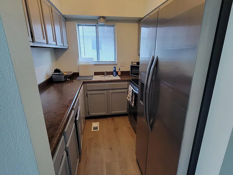1250 S Monaco Pkwy #64 — Photo 4
