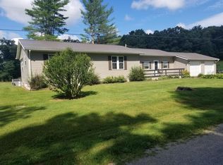 322 Dixon Rd, Crossville, TN 38571