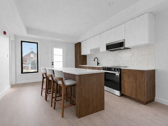 3rd image of 77 Florence St #1429774