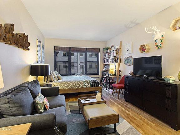 2nd image of 444 E 87th St APT 3H