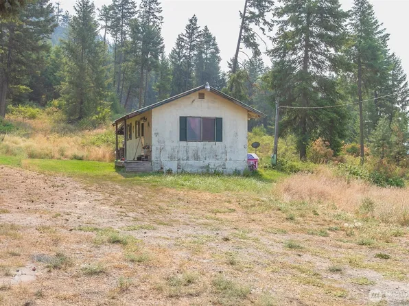 888 Williams Lake Road #A & F, Colville, WA 99114