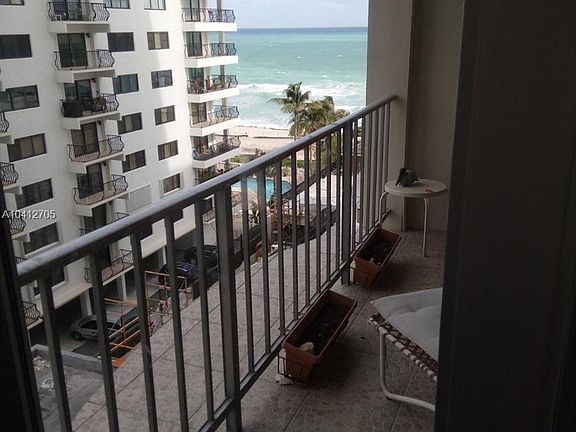 5th image of 5401 Collins Ave APT 513