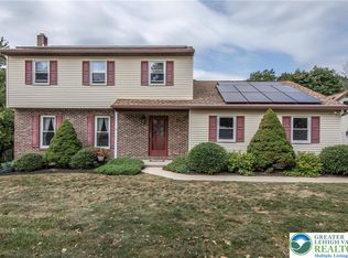 190 Red Oak Dr, Boyertown, PA 19512
