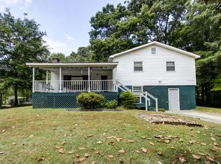 190 Arnold Ln, Hiram, GA 30141